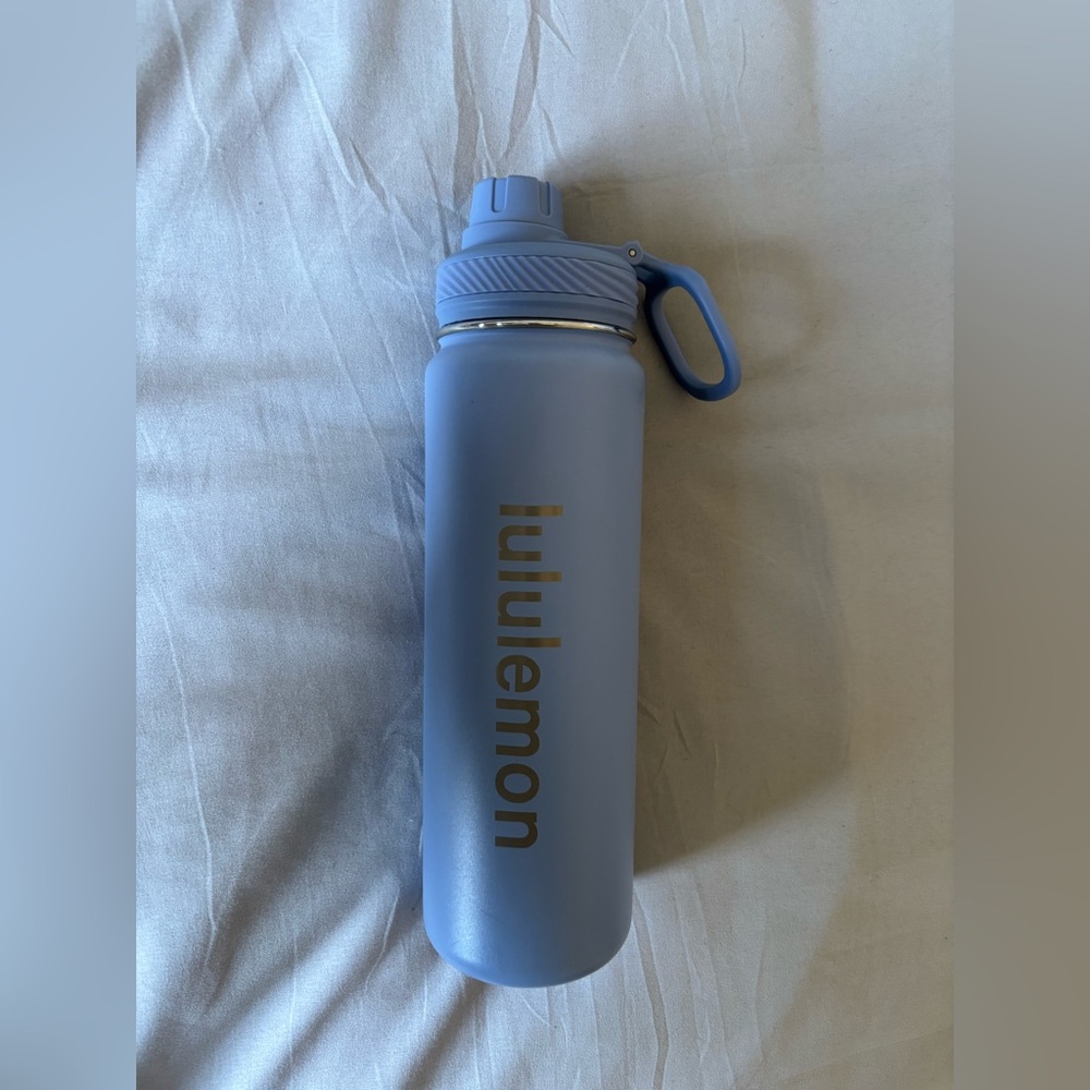 Lululemon 24oz bottle